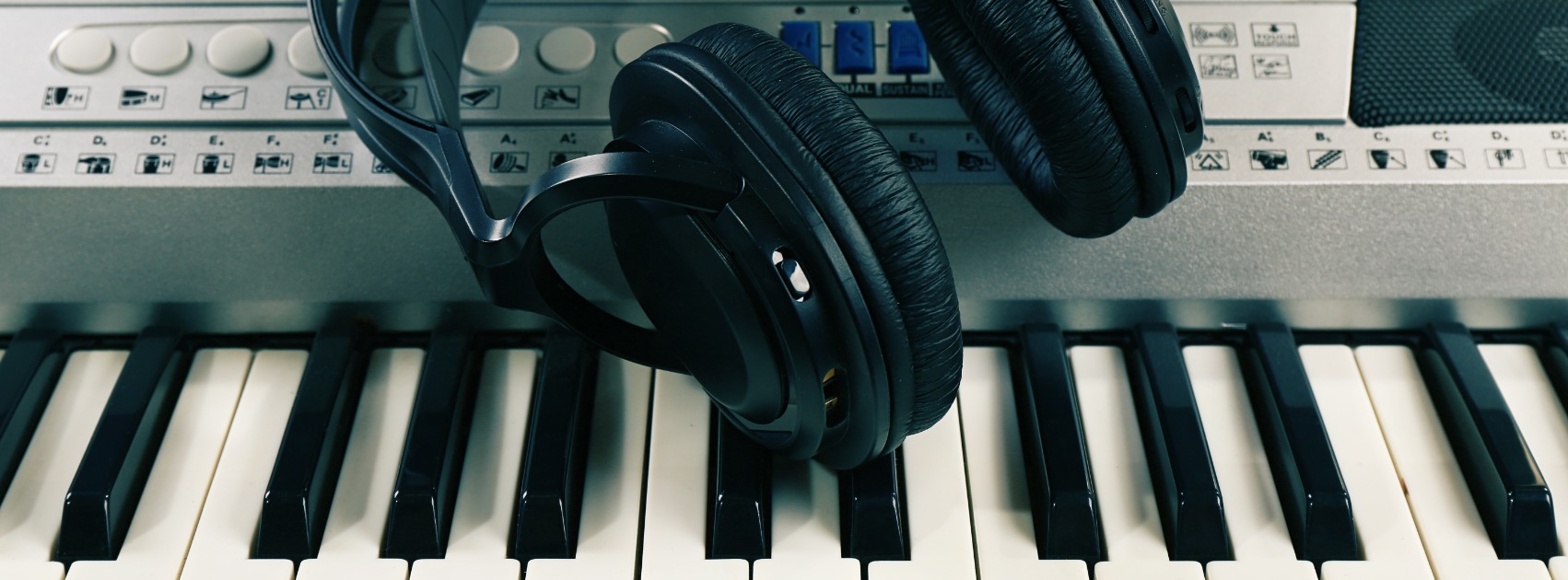 Wat zijn de populairste muziekthema’s waar over wordt gezongen Wat zijn de populairste muziekthema's waar over wordt gezongen